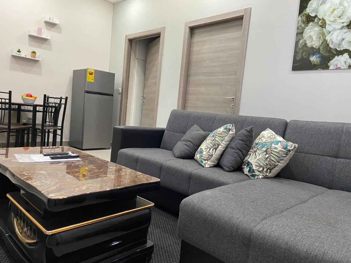 Queens View Apartment Accra Luaran gambar