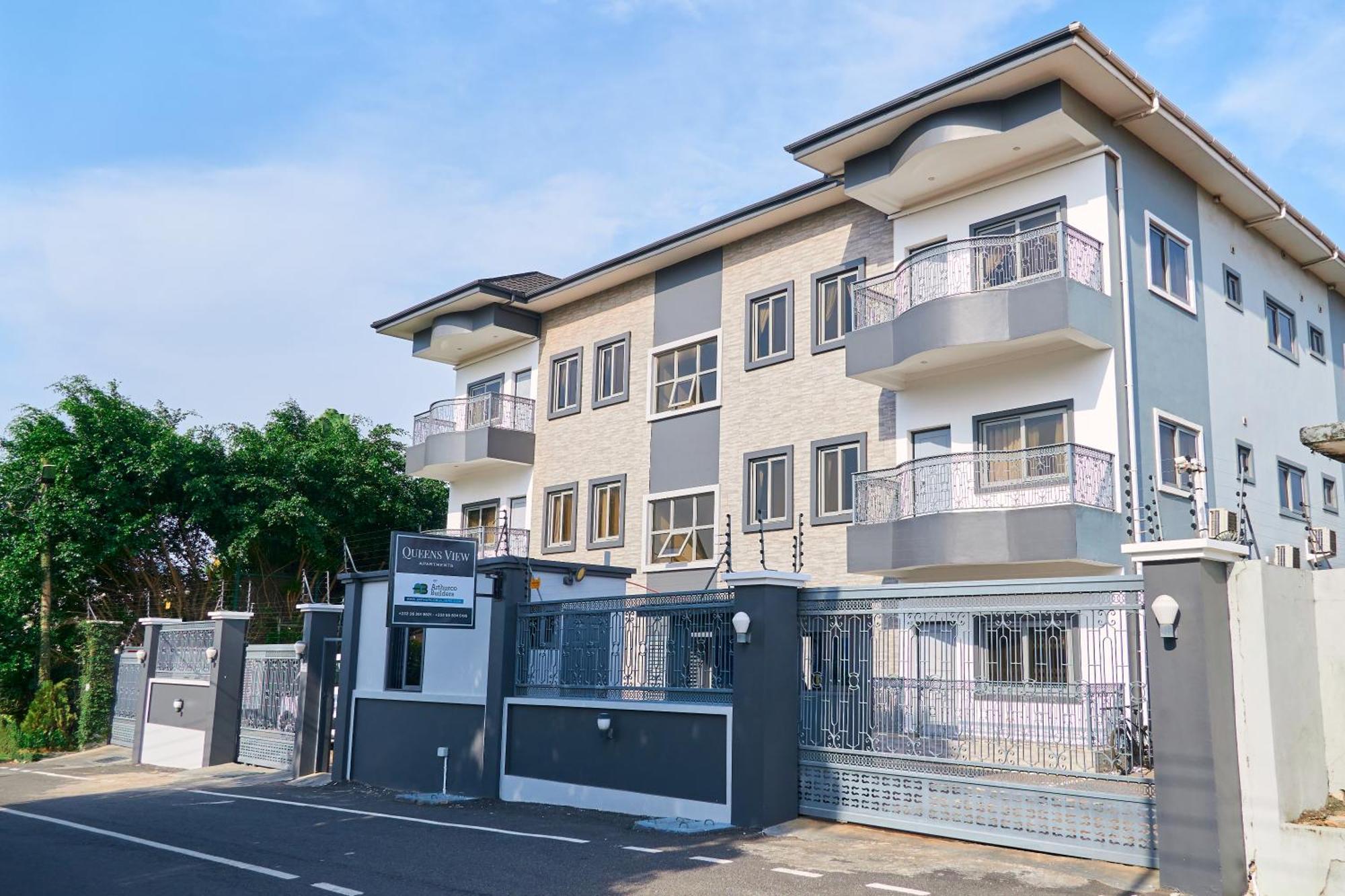 Queens View Apartment Accra Luaran gambar