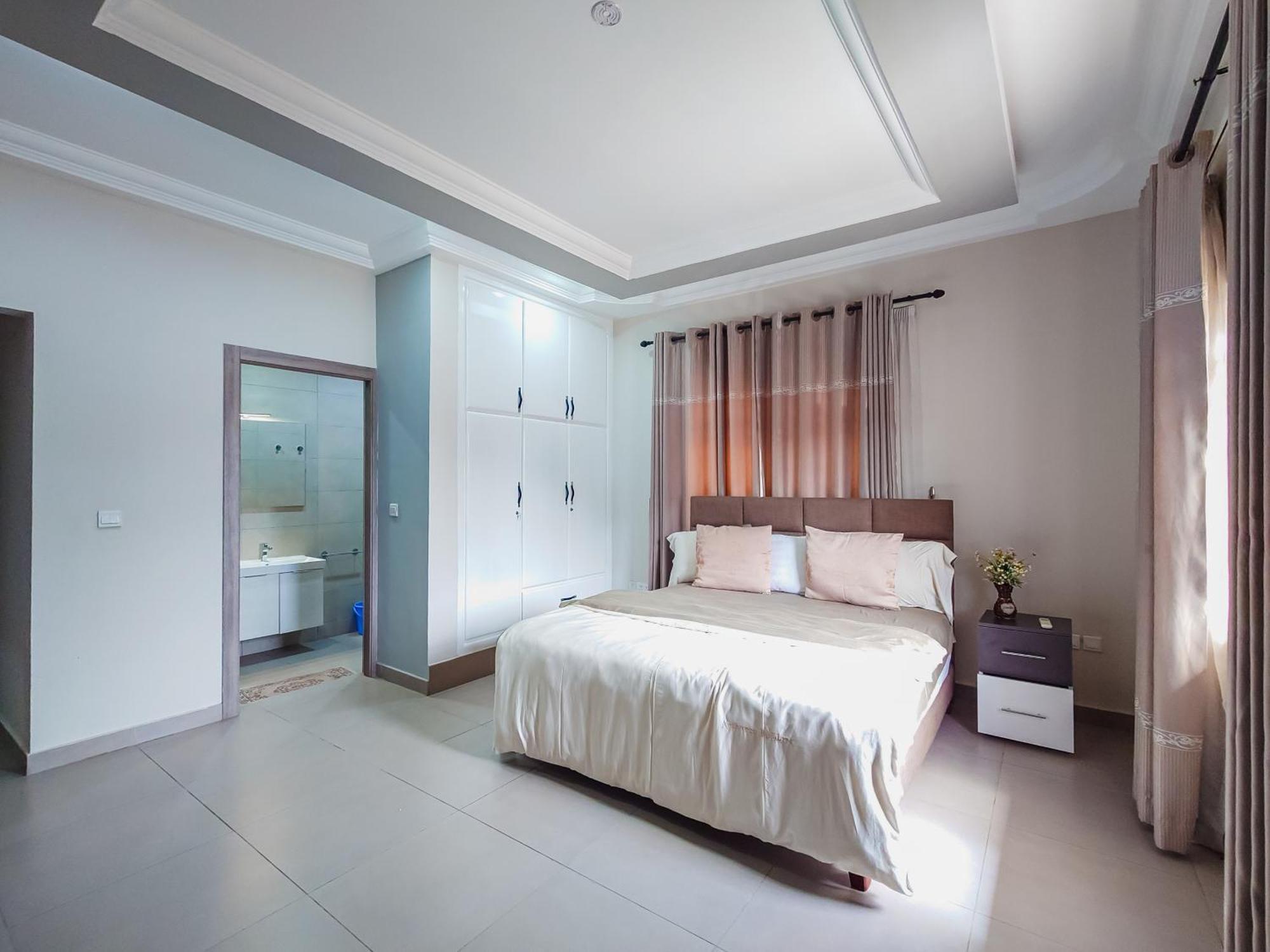 Queens View Apartment Accra Luaran gambar