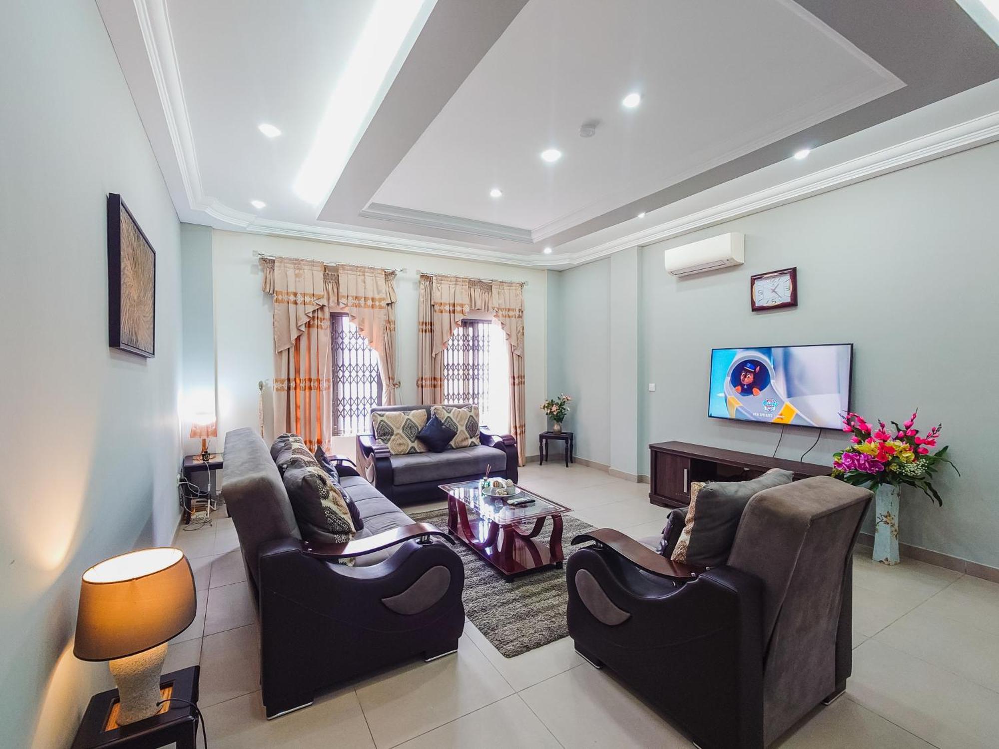 Queens View Apartment Accra Luaran gambar